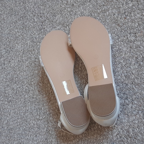 New De Blossom Collection Ankle Strap 1" Heel Sandals. - Picture 11 of 12